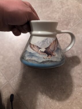 Vintage Hand Crafted Otagiri Japan Large Mug Non Tip Eagle 4" x 4.5"